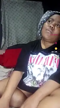 ChubbyMidgetxxx19 live XXX chat