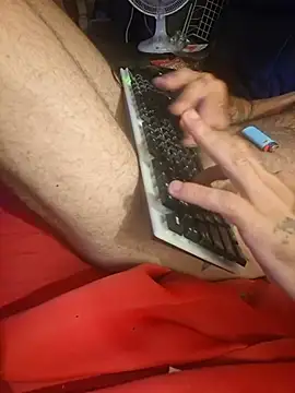 djteub666 Adlı Modelin Canlı XXX Sohbeti
