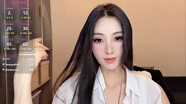 Tindraa's Live XXX Chat
