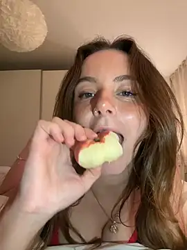 Cherry-Beann Live XXX chat