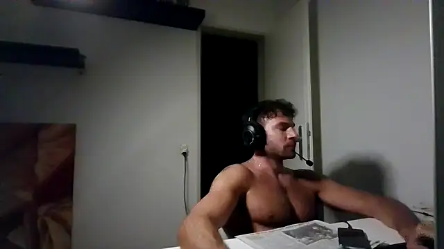 alpha-hunk Live XXX-chat