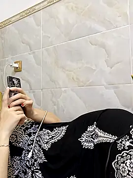 Sellena2 Chat XXX live