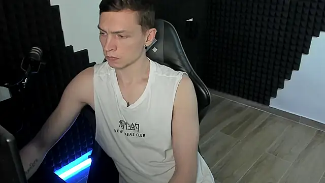 Chat XXX Live More_than_friend