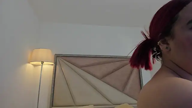 Chatroom XXX en direct de AfroditaVega_