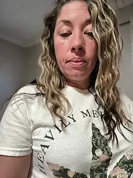 MiraKisss Chat XXX live