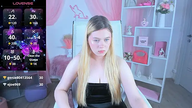 CelestineMauriac's Live XXX Chat