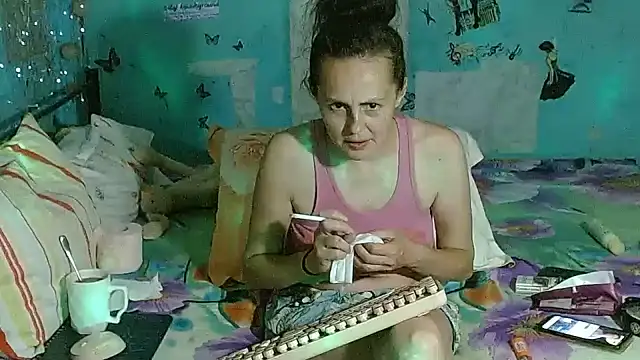 brighteyes77: онлайн-секс-чат