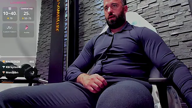 Онлайн чат XXX David_Big_Daddy