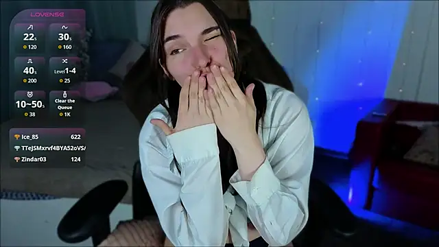 Rune_Veila Adlı Modelin Canlı XXX Sohbeti