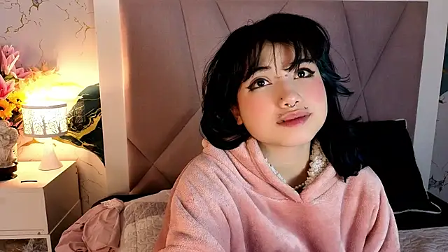 Sienna_Desiree 即時 XXX 聊天
