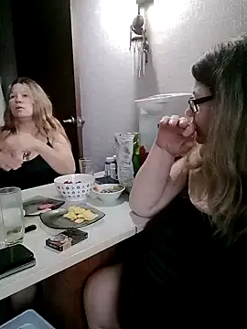 צ'אט XXX בשידור חי של sex2
