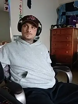Онлайн чат XXX DADDY_KANE8---