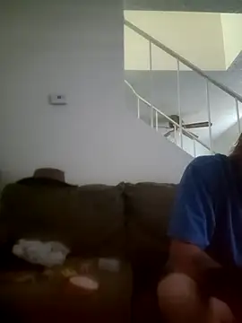 yourMasterisBored Show in webcam