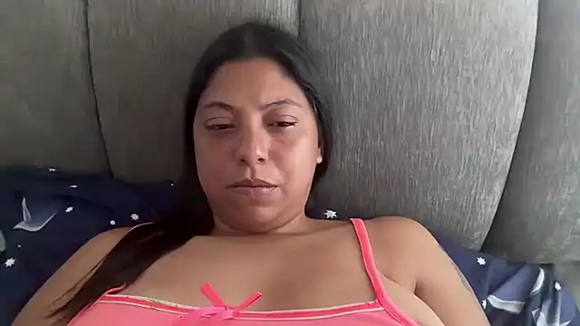 Chat +18 de Leylafourniert ao vivo