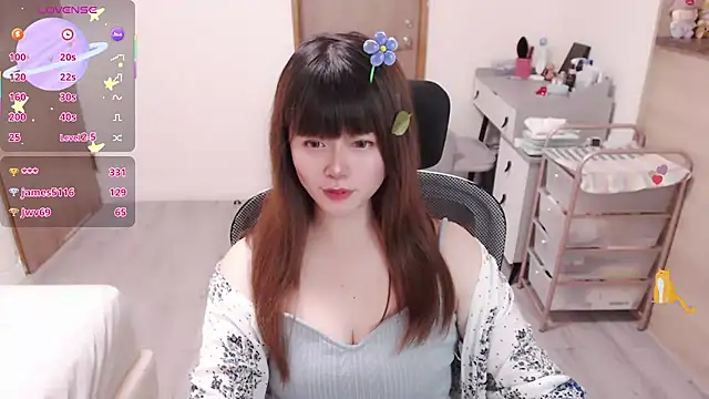 a0513 Live XXX Chat