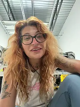 RichXArielDawn: διαδικτυακό σόου στην κάμερα