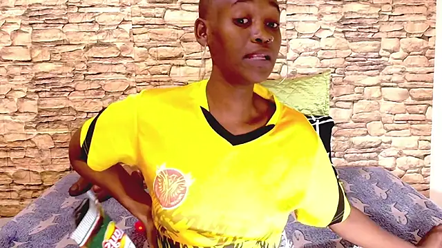 EbonyOlive69のライブXXXチャット