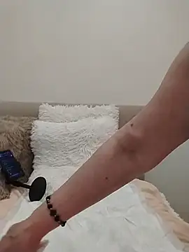 SalientClean's Live XXX Chat