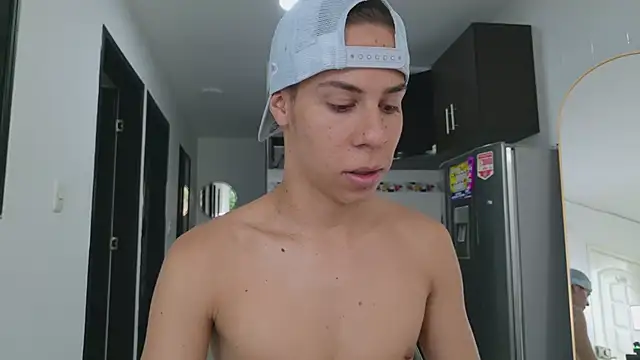 XXX chat uživo modela grey___27
