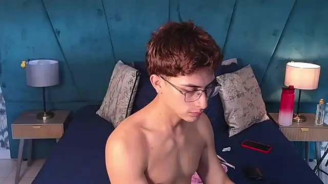 Aaron_Eze 라이브 XXX 채팅
