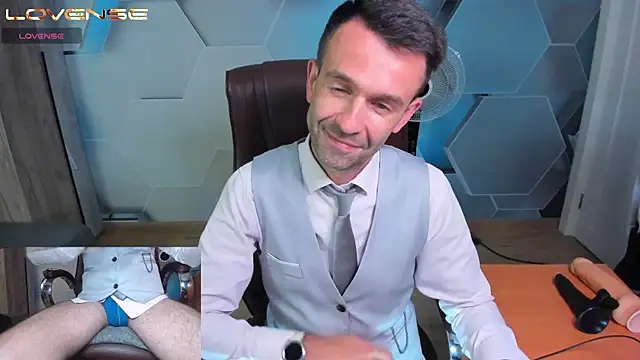 SteveTiger Live XXX Chat