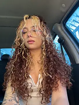 Joyce-fire Chat XXX live