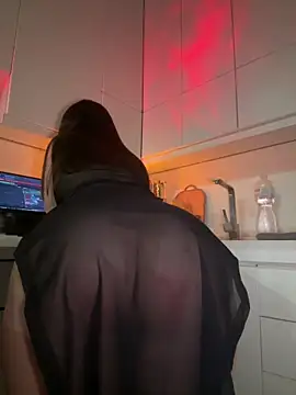 RoseViki Adlı Modelin Canlı XXX Sohbeti