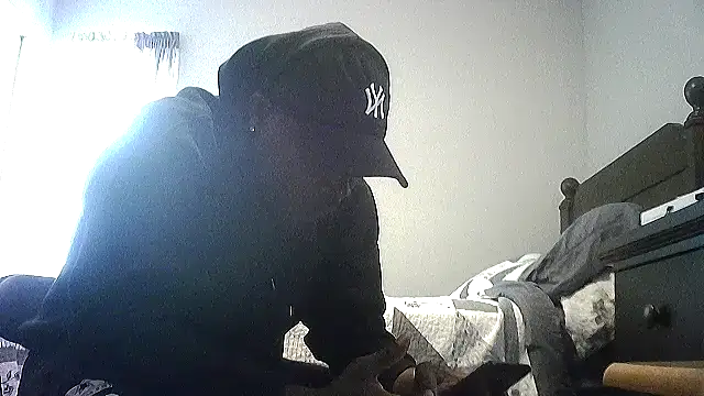 Živý XXX chat ThugDick79