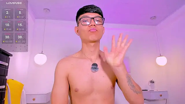 دردشة CodyTwink الجنسية المباشرة