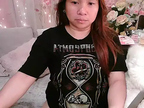 OhmyPinay: απευθείας συνομιλία ΧΧΧ