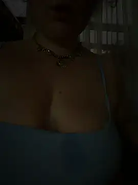 SummerHoney: απευθείας συνομιλία ΧΧΧ