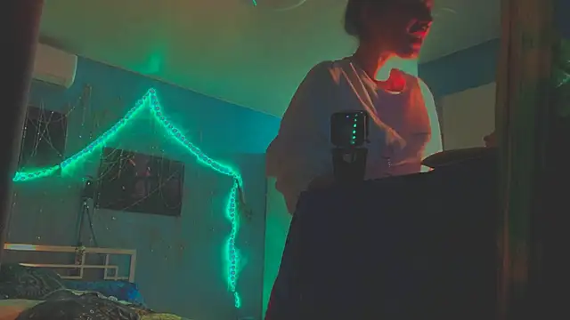 VivienDarkbloom's Live XXX Chat