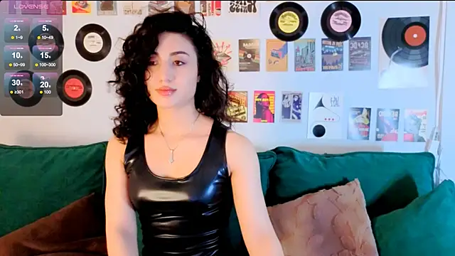 Maya_Rogerss' Live XXX Chat