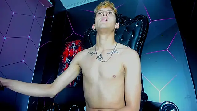 Axel_Romanov Live XXX Chat