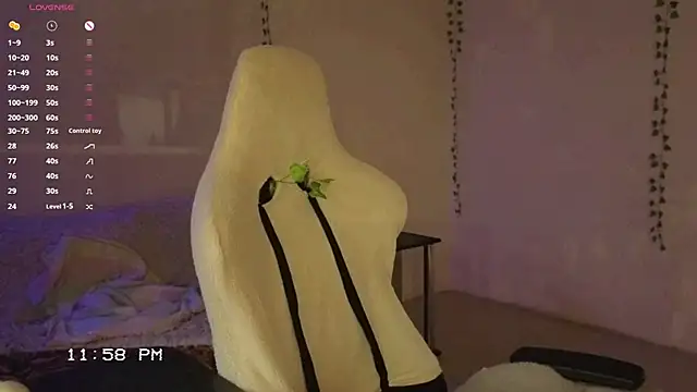 SpecterGirl's Live XXX Chat