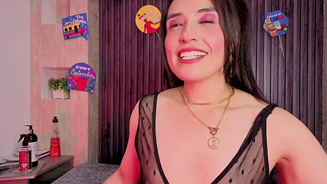 Chatroom XXX en direct de MeganNightt