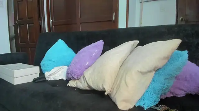Lyath_Vega 라이브 XXX 채팅