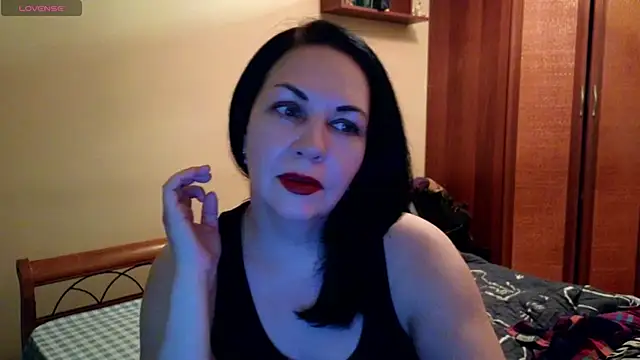 Roxy_doll Adlı Modelin Canlı XXX Sohbeti