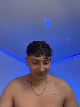 OLIVER_K élő XXX-chatje