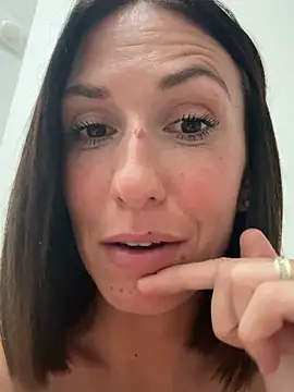 lola_tentatiion 라이브 XXX 채팅