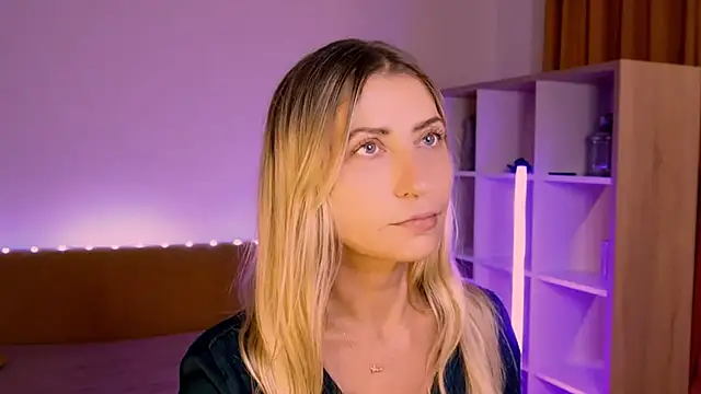 Chat +18 de ZoeGrant ao vivo