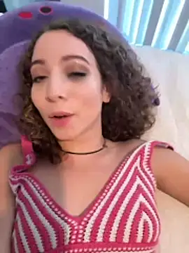 Littledeathtrap Chat XXX live
