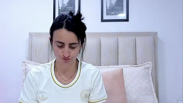 Megan_fenix: απευθείας συνομιλία ΧΧΧ