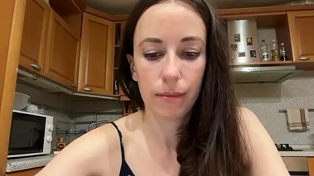 Flamingo_Queen's Live XXX Chat