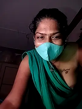Chat XXX en directo de Tamil_Kavitha
