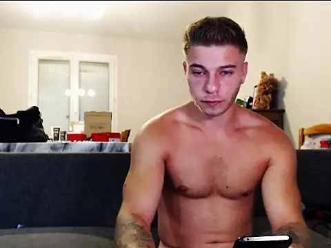 Chat +18 de Elkafit28 ao vivo