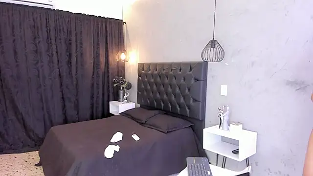 zam_noir's Live XXX Chat