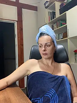 MiriamDelyn: απευθείας συνομιλία ΧΧΧ