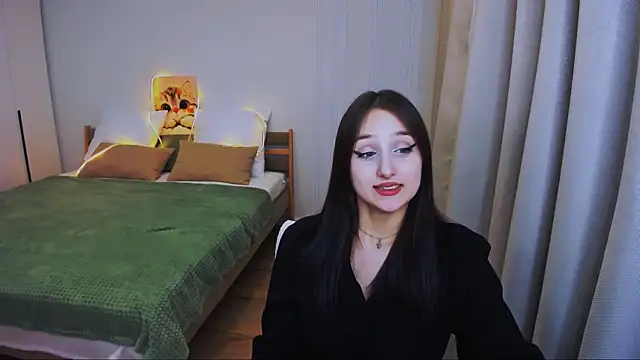 JulietteMonli Live XXX-Chat