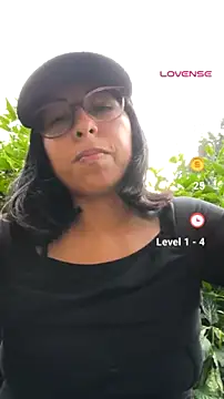 دردشة MirandaSingle الجنسية المباشرة